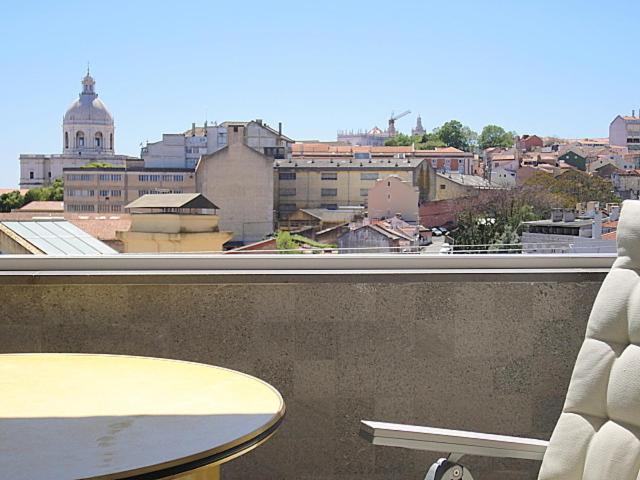 Panteao - Lissabon Altstadt Bagian luar foto